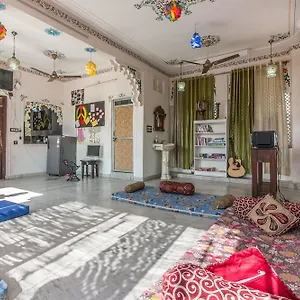 Hotel Backpacker Panda Pichola